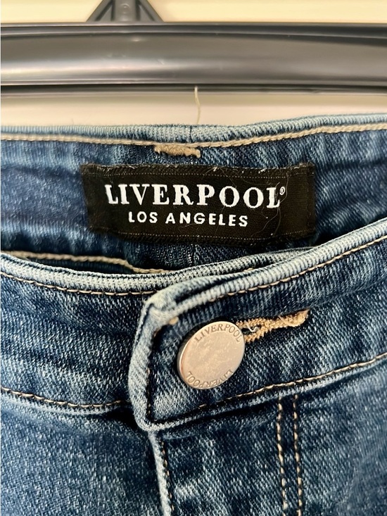 Liverpool Straight Crop Jeans in Dark Blue with Frayed Hem - Picture 5 of 7